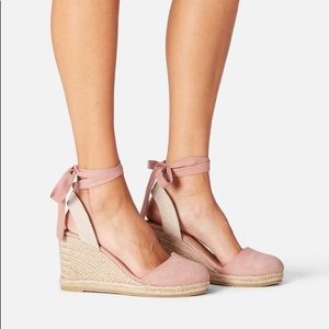 Blush Artessa Wedges